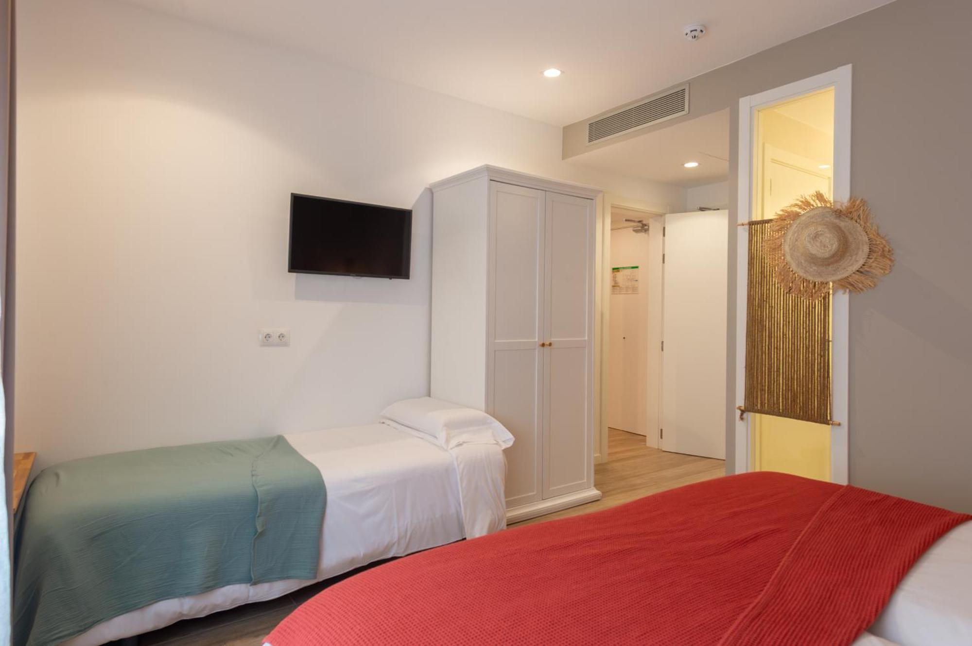 Hostal Boutique Es Portalet Sant Feliu de Guíxols Room photo